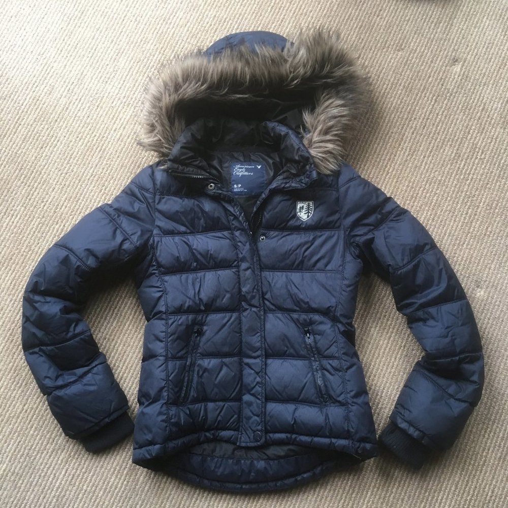 American Eagle Outfitters Hooded Puffer Jacket S